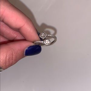 Pandora twist ring